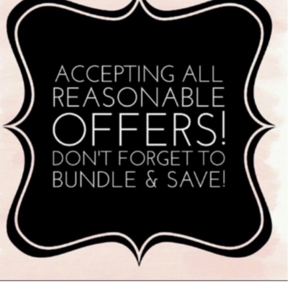 Gap , Roots & Justice girls shorts sz 10 - Picture 2 of 2